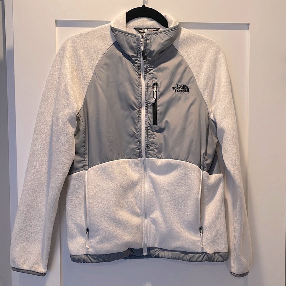 Size M - Womens north face jacket
